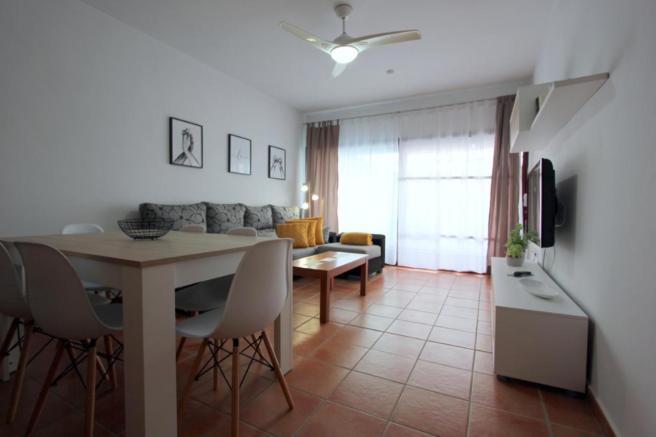 Вилла Conil Casa H&L Кониль-де-ла-Фронтера Экстерьер фото